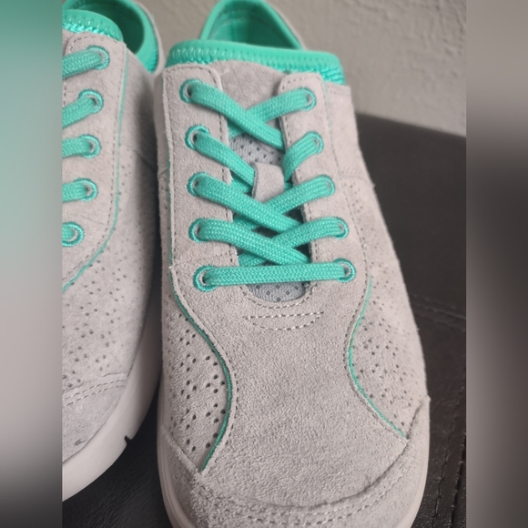 Dansko Elise Women's Comfort Walking Shoes Grey Suede Teal Size 38 US 7.5-8 - Picture 3 of 12